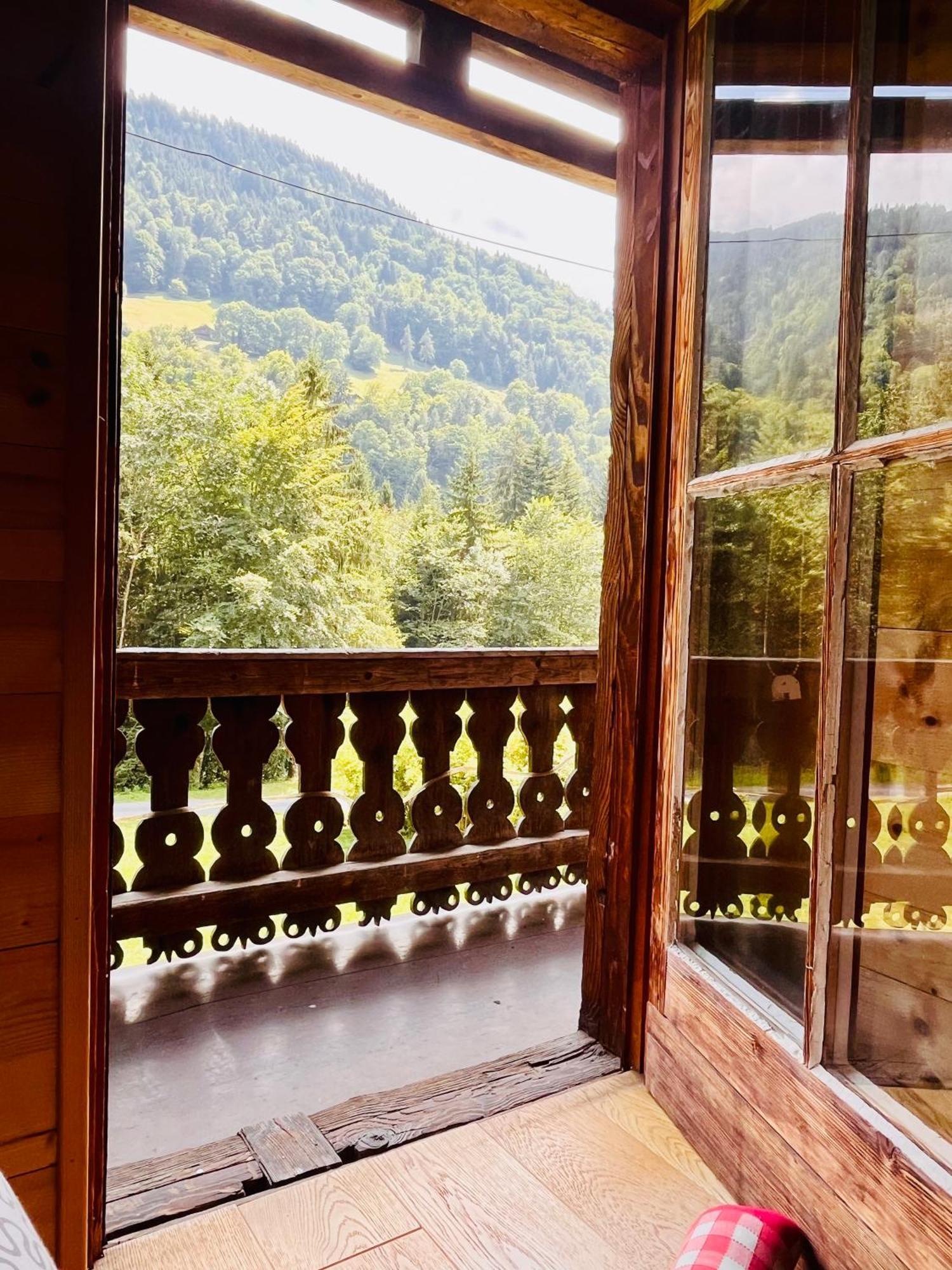 Aparthotel Mountain River Resort Val d'Illiez Ngoại thất bức ảnh